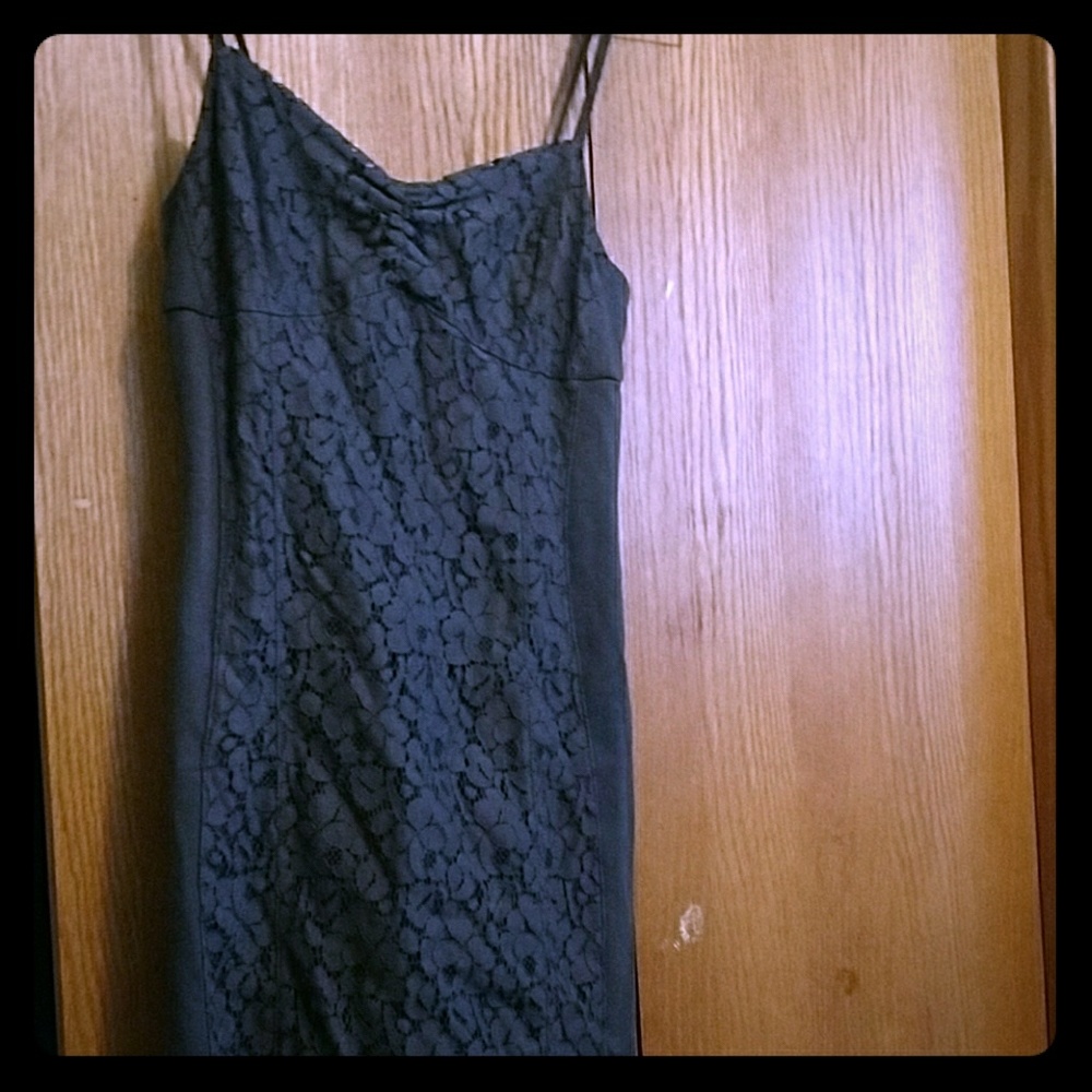Lace fiitted dress